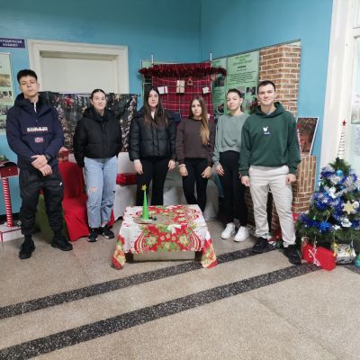 Общината отличи своите даровити деца - на снимката някои от наградените